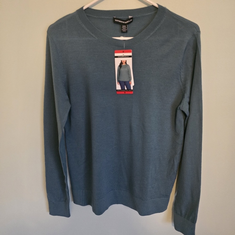 NWT Fine Merino wool sweater Medium